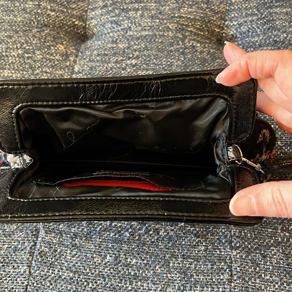 Vera Bradley Clutch - Picture 4 of 6